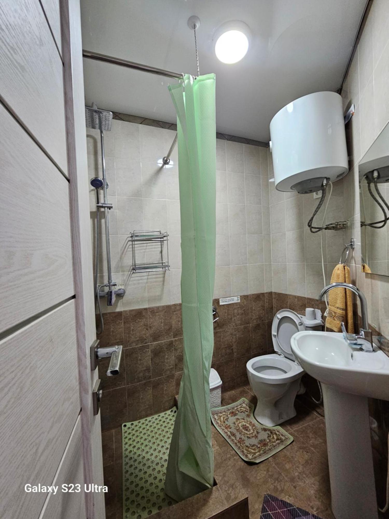 Guest House Mira Kochkor Ngoại thất bức ảnh